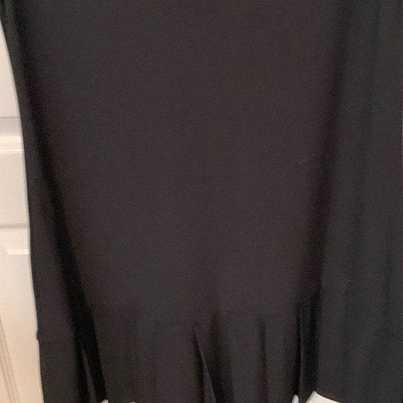 Black mini dress black and white store size S.Material polyester95%, spandex 5%. - Picture 5 of 7